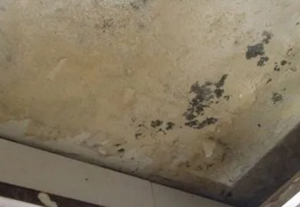 青云谱阳台漏水维修公司分享下青云谱卫生间渗水维修需要注意哪些问题。